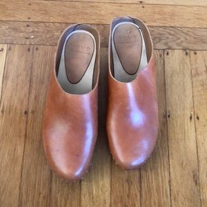 Bryr Chloe mid heel in whiskey size 38